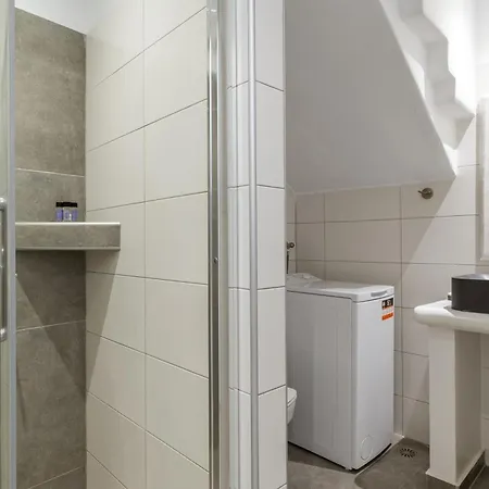 Blue Waves View Andros 巴特斯欧